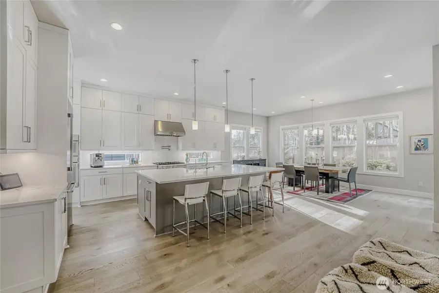 21811 SE 5th Place, Sammamish, WA 98074 - Image #3