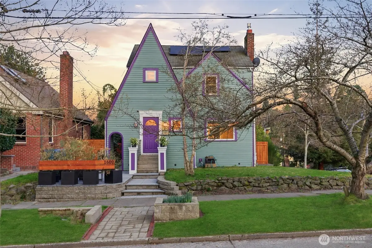 1600 27th Avenue, Seattle, WA 98122 - #1