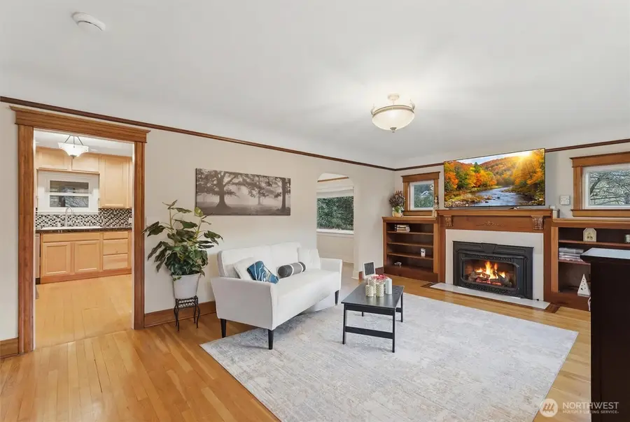 1600 27th Avenue, Seattle, WA 98122 - #3