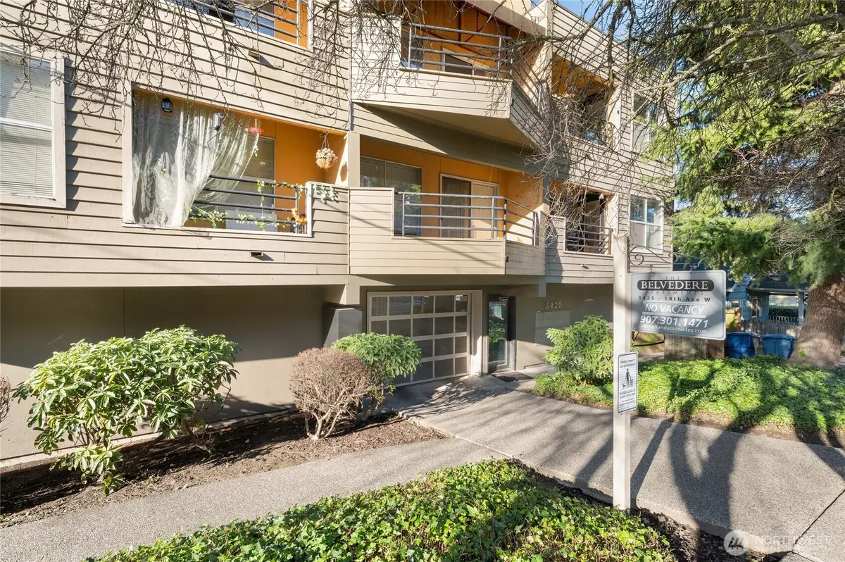 3425 14th Avenue W, Seattle, WA 98119 - Image #1
