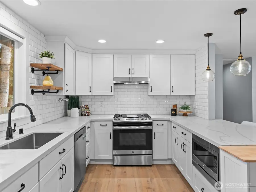 12824 97th Place Ne, Kirkland, WA 98034 - #2