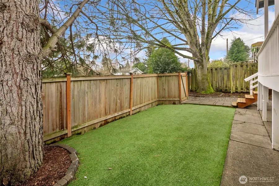 920 N 102nd Street, Seattle, WA 98133 - Image #3