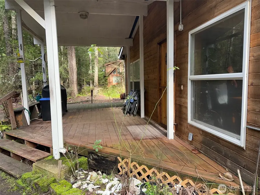 851 N Potlatch Drive, Hoodsport, WA 98548 - Image #2