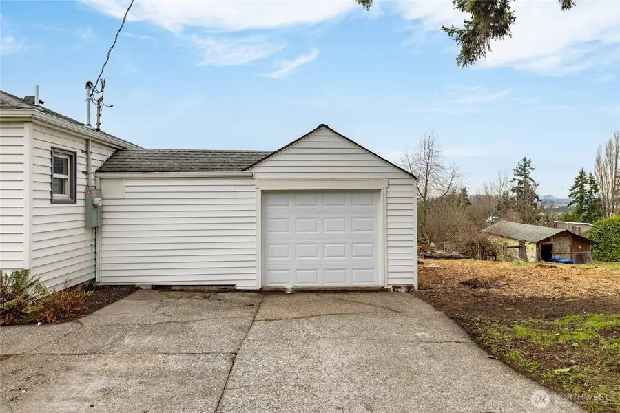 603 N 8th Street, Mount Vernon, WA 98273 - #3