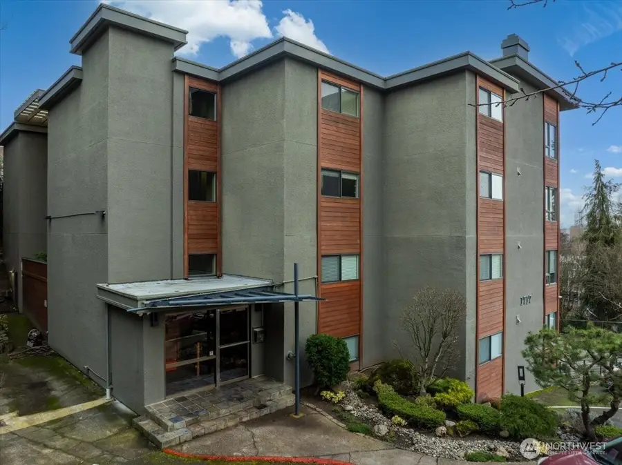 1717 5th Avenue N #103, Seattle, WA 98109 - Image #2