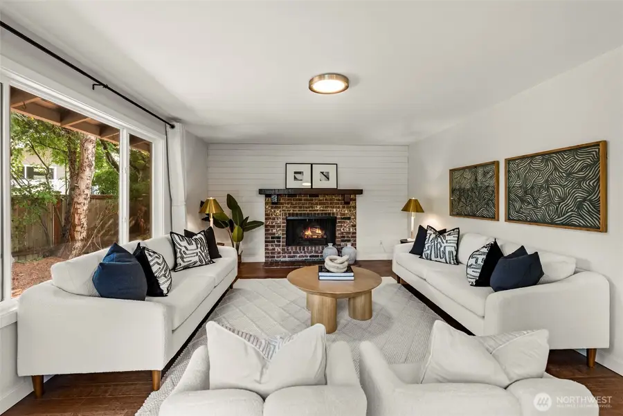 12518 SE 67th Street, Bellevue, WA 98006 - Image #3