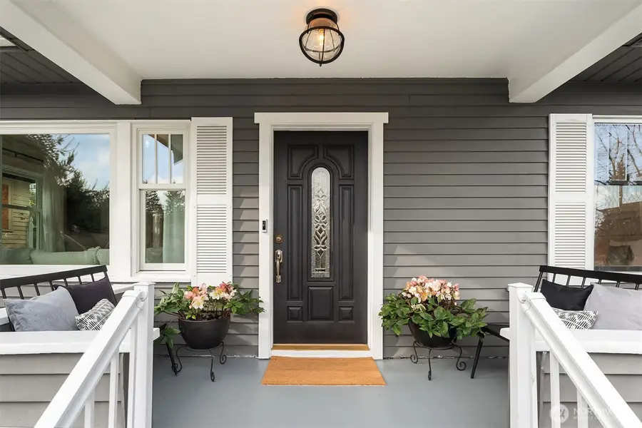 5017 35th Avenue Sw, Seattle, WA 98126 - Image #2