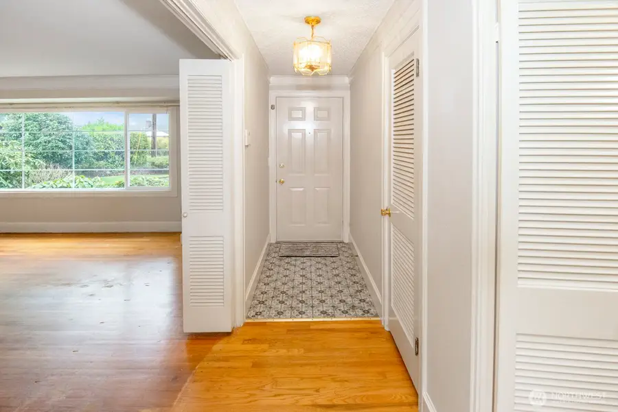 9318 Hipkins Road Sw, Lakewood, WA 98498 - #3