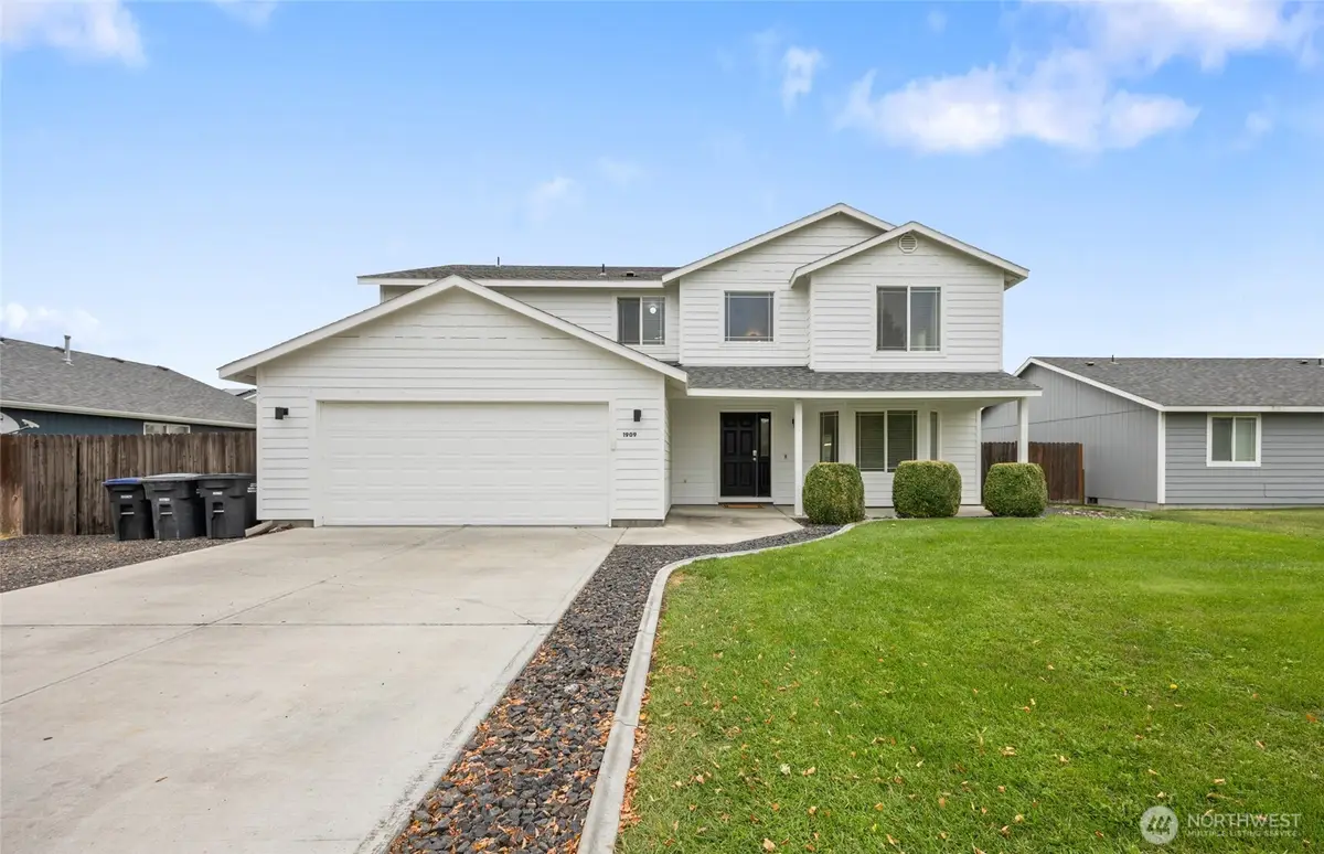 1909 Dilley Avenue, Moses Lake, WA 98837 - Image #1