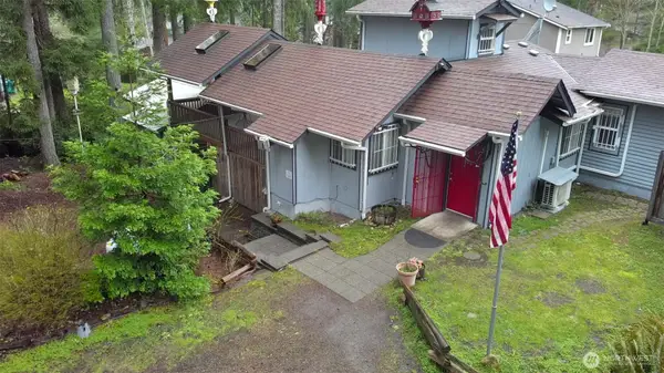 31 E Colvos Pl E, Shelton, WA 98584