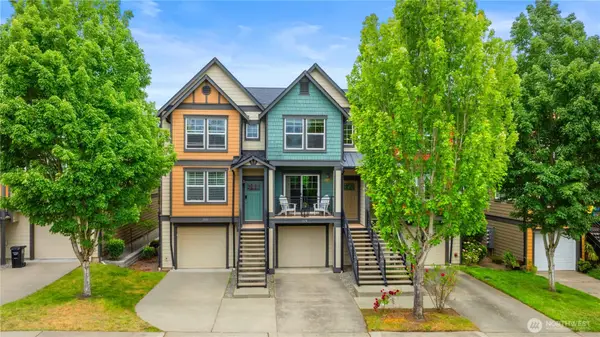 2674 SW Sylvan Heights Drive, Seattle, WA 98106