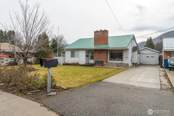 904 Pioneer Avenue, Cashmere, WA 98815