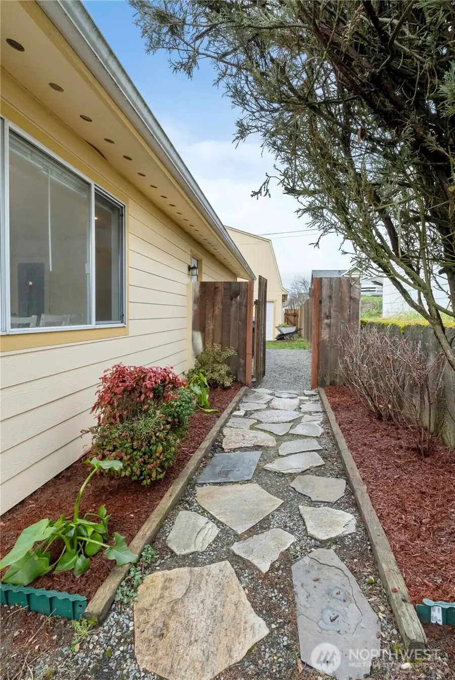 1717 E 59th Street, Tacoma, WA 98404 - Image #2