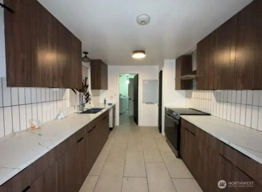 709 27th Avenue, Milton, WA 98354 - #2