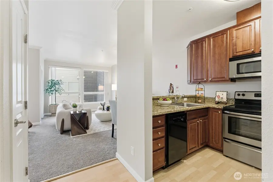 225 Logan Avenue S #308, Renton, WA 98057 - #3