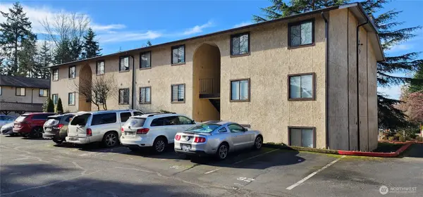23511 102 Avenue Se #D103, Kent, WA 98031