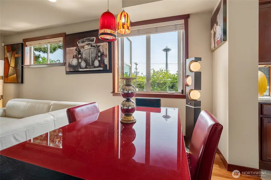 718 Nob Hill Avenue N #A, Seattle, WA 98109 - #3