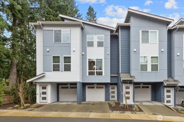 23413 Edmonds Way #A2, Edmonds, WA 98026