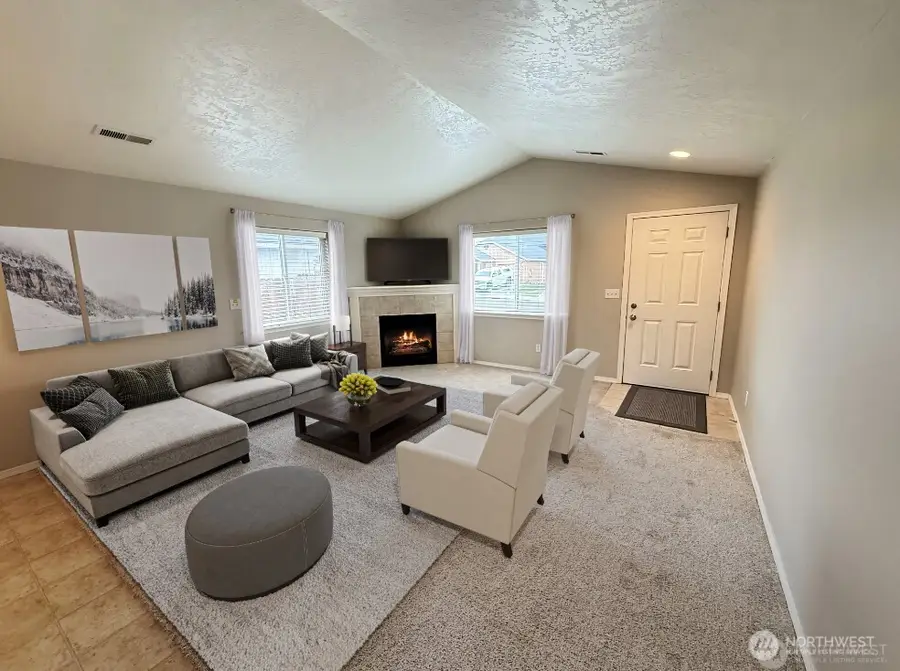 1242 SW Carver Street, College Place, WA 99324 - #3