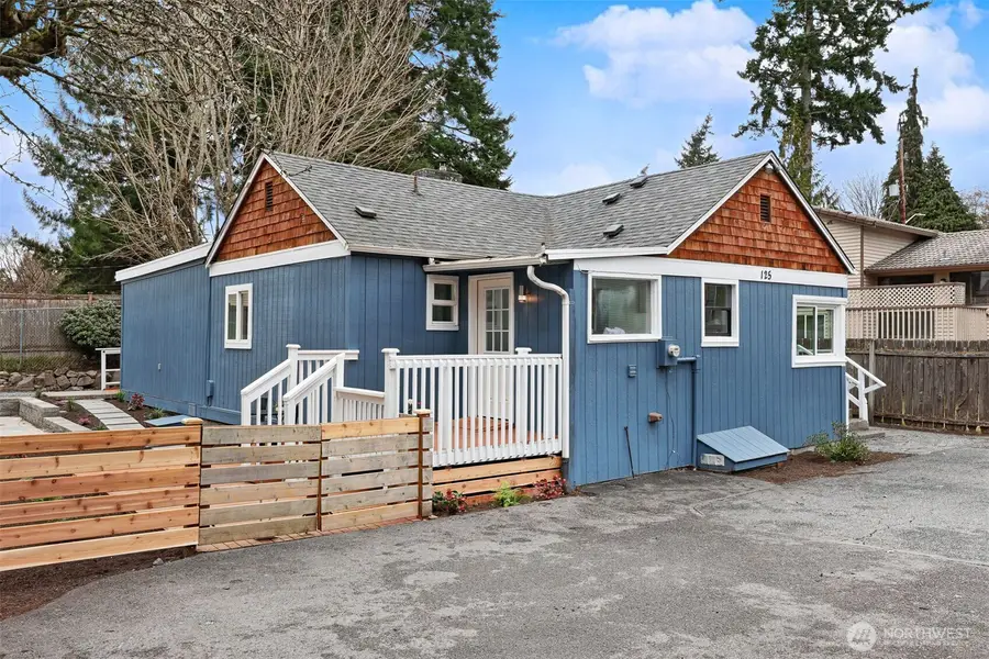 125 N 203rd Street, Shoreline, WA 98133 - #3