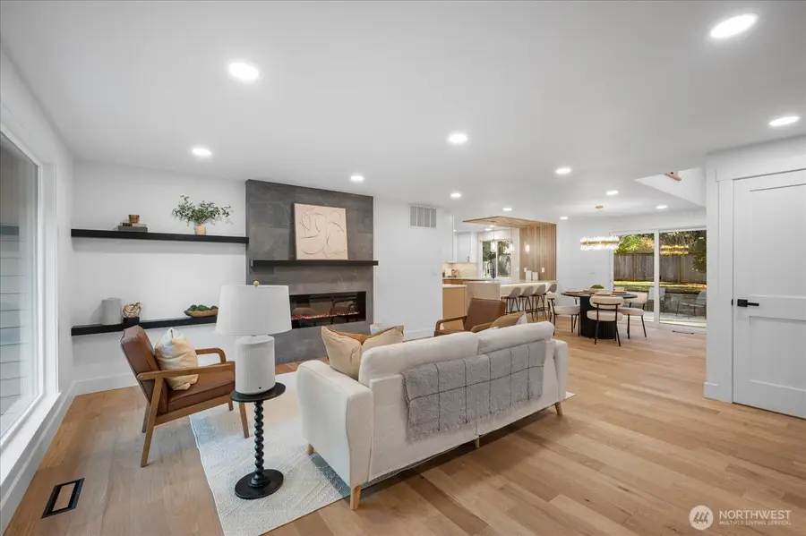 14076 117th Avenue Ne, Kirkland, WA 98034 - Image #3