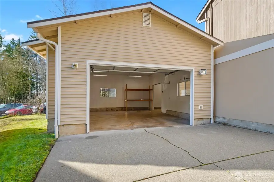 12305 Alexander Road, Everett, WA 98204 - Image #3