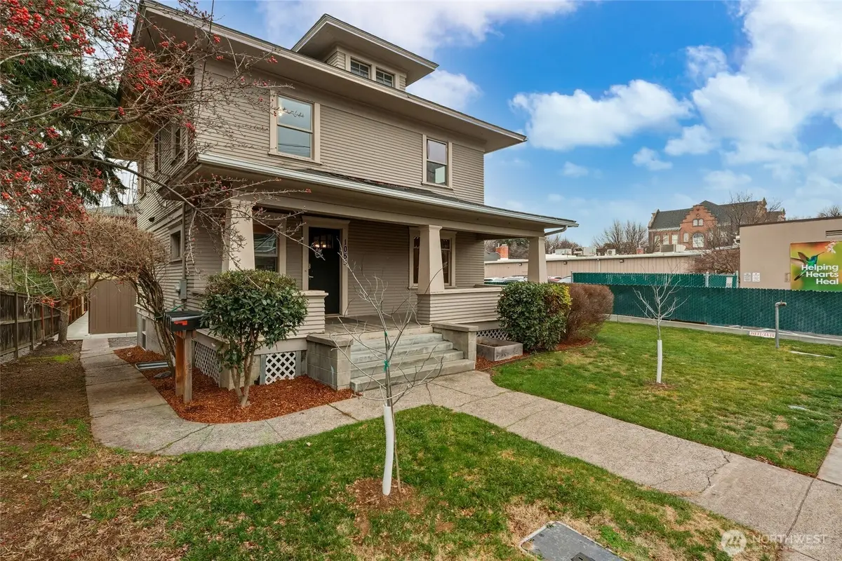 1055 E Isaacs Avenue E, Walla Walla, WA 99362 - #1