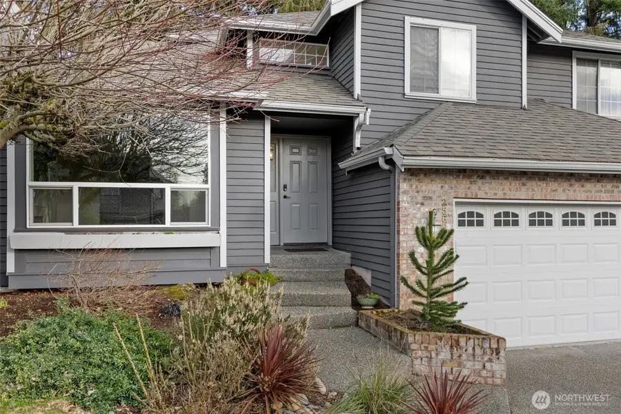 25600 Lake Wilderness Country Club Drive Se, Maple Valley, WA 98038 - Image #2