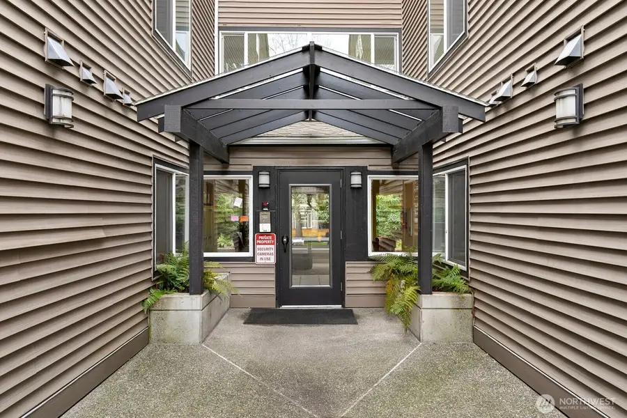 215 20th Avenue E #103, Seattle, WA 98112 - Image #2