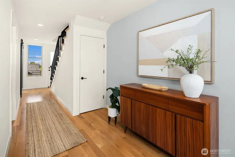 1535 Grandview Place E, Seattle, WA 98112 - #3