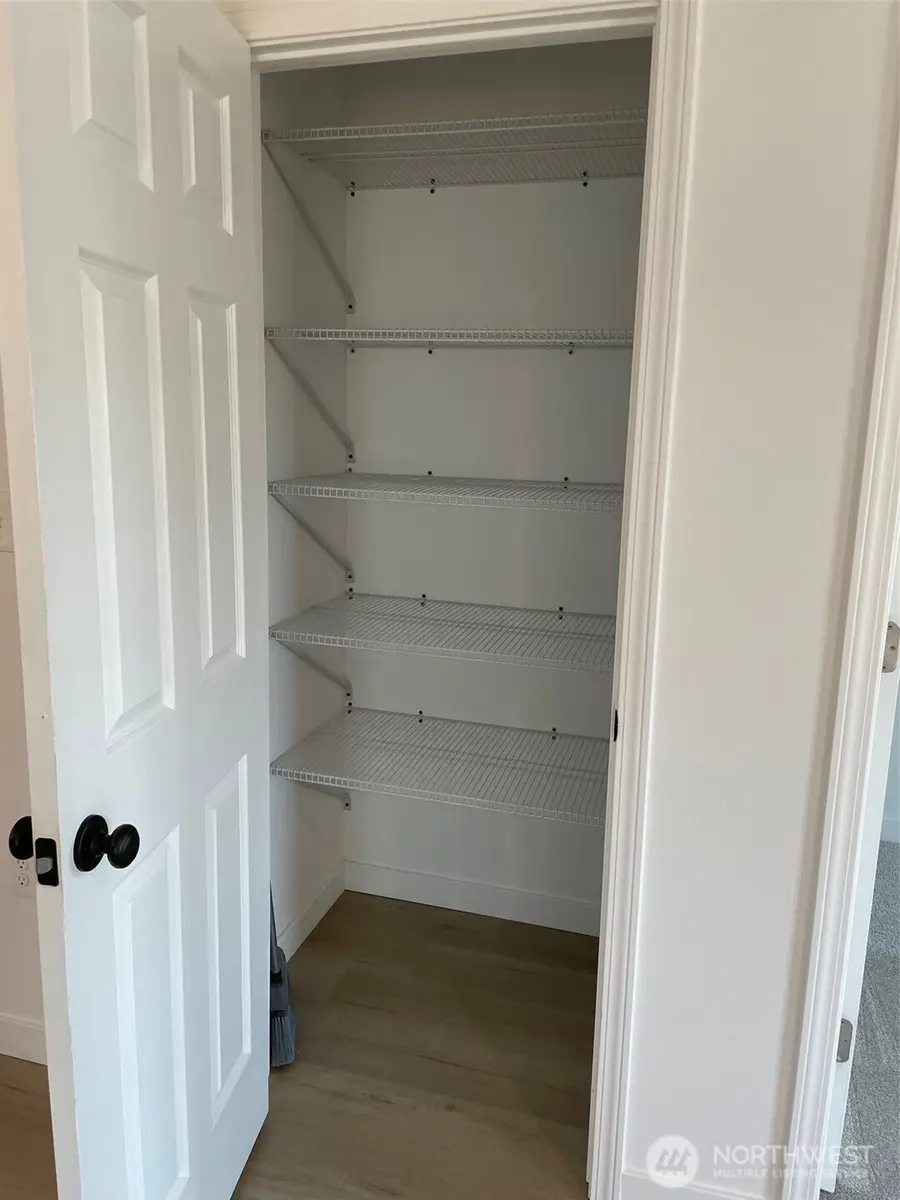 464 SW William Avenue, Chehalis, WA 98532 - #3