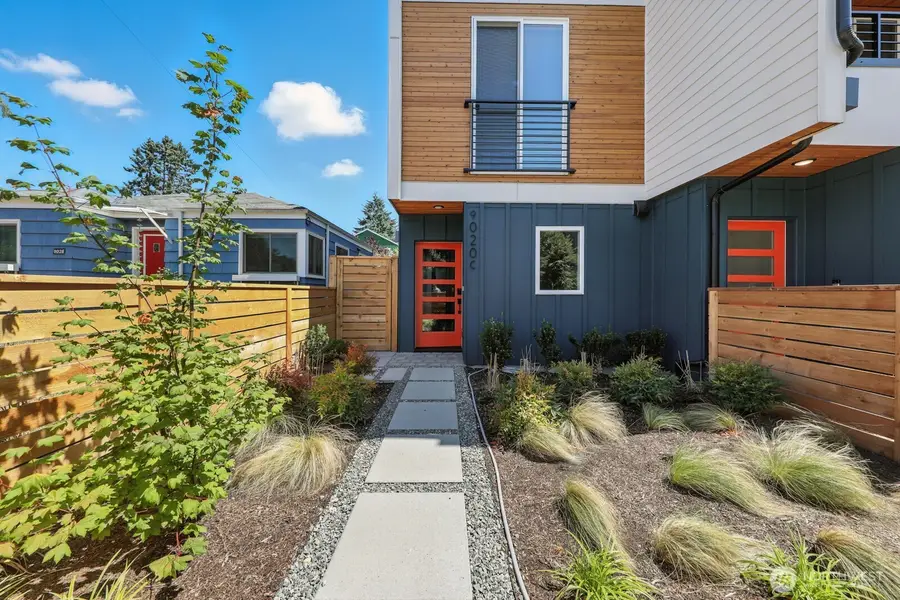 9020 13th Avenue Nw #C, Seattle, WA 98117 - Image #3