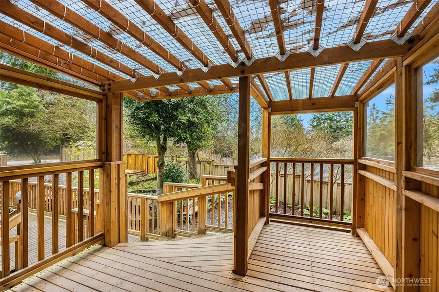 11136 108th Avenue Ne, Kirkland, WA 98033 - Image #2