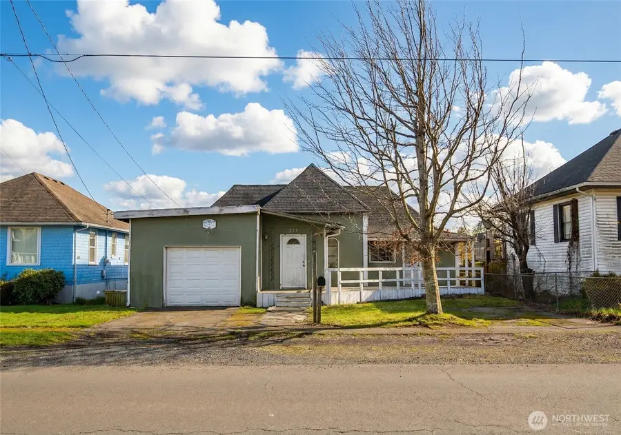317 W King Street, Aberdeen, WA 98520 - #2