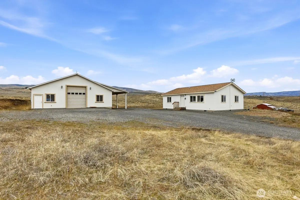256 Wenas View Drive, Selah, WA 98942 - #1