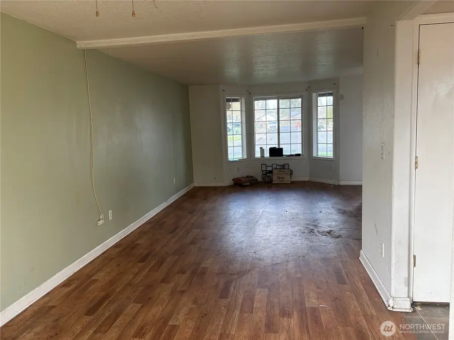 141 Vermillion Road, Kelso, WA 98626 - #2