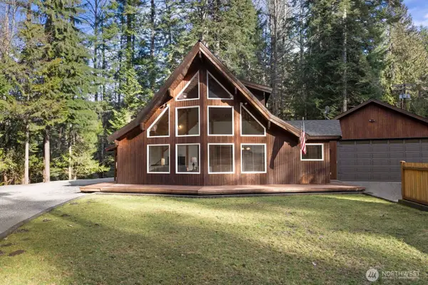 62307 Meadow Way E, Greenwater, WA 98022