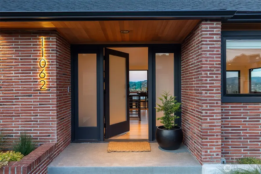 11062 Auburn Avenue S, Seattle, WA 98178 - Image #2