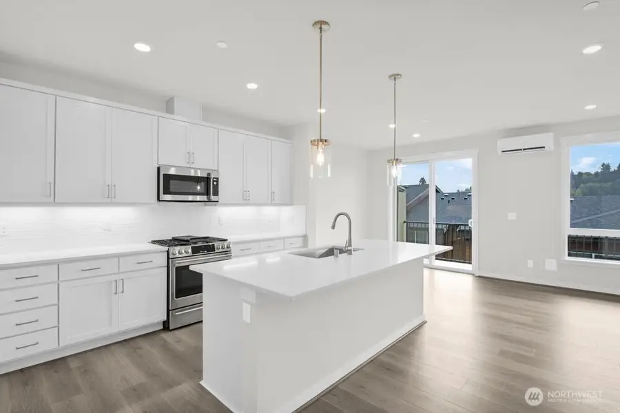 13211 NE 127th Way #C, Kirkland, WA 98034 - Image #2