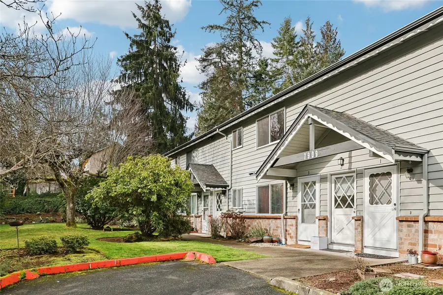 7909 218th Street Sw #4, Edmonds, WA 98026 - Image #3