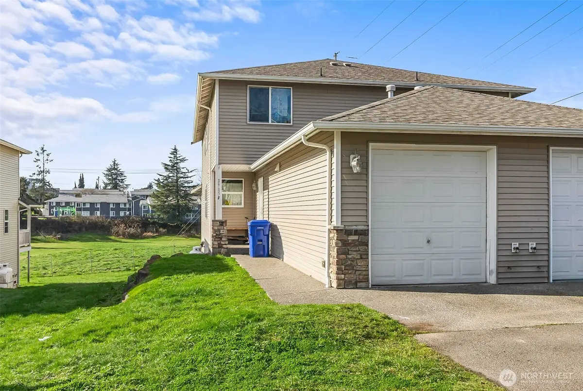 2905 11th Street #B, Everett, WA 98201 - Image #1