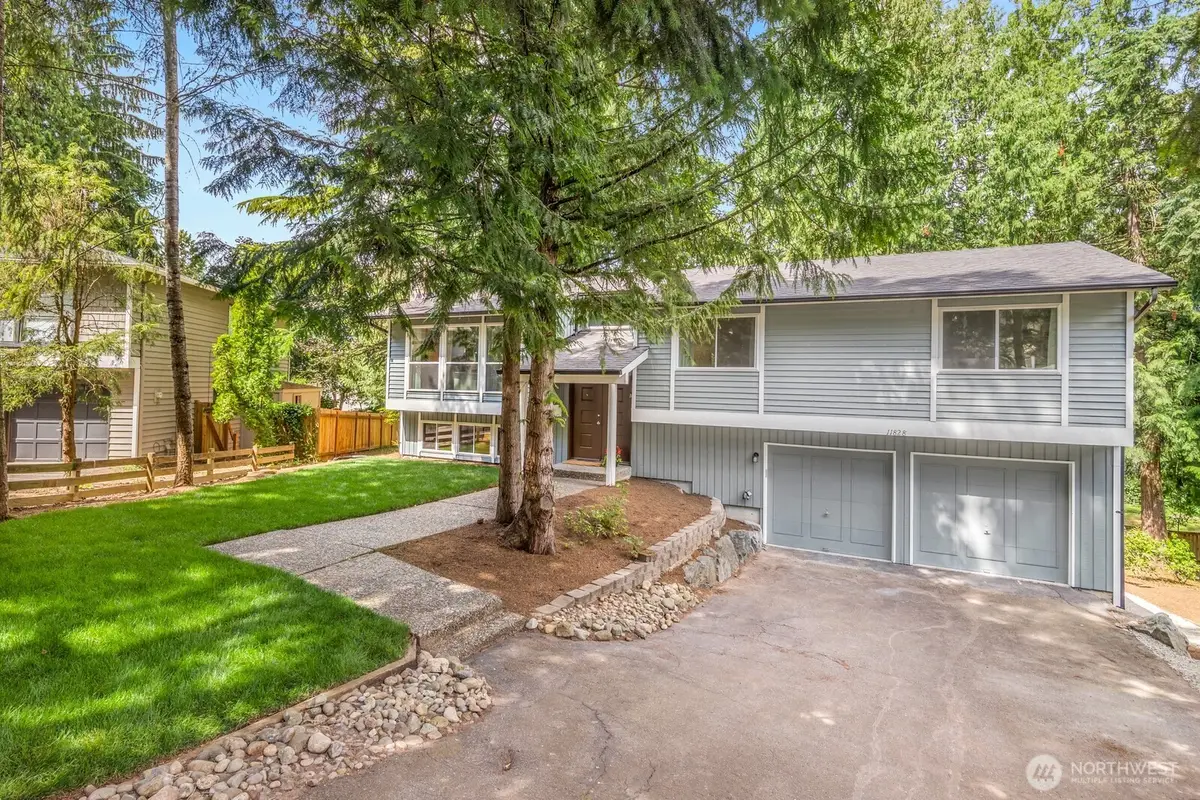 11828 NE 103rd Place, Kirkland, WA 98033 - Image #1