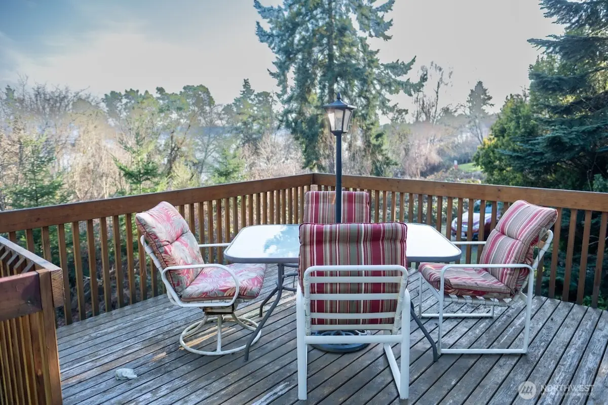 24310 47th Avenue Sw, Vashon, WA 98070 - #1