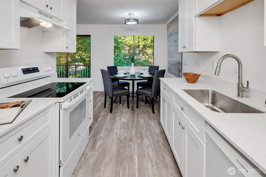 14132 74th Place Ne #16-D, Kirkland, WA 98034 - #2