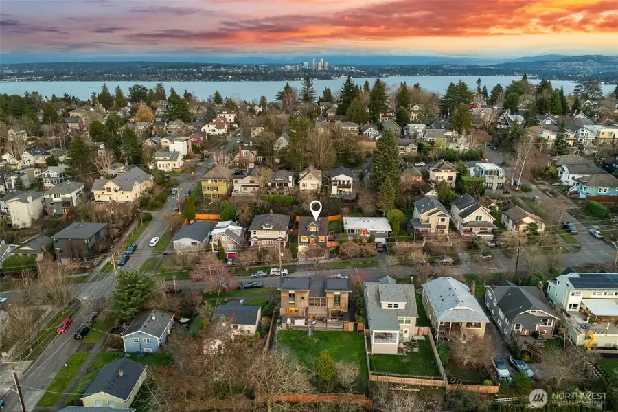 1520 31st Avenue, Seattle, WA 98122 - #2