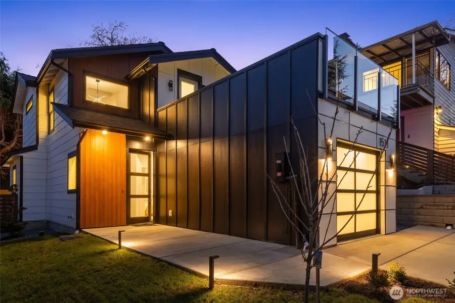 1511 96th Avenue Ne, Seattle, WA 98115 - Image #2