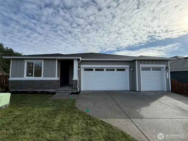 2704 Bowthorpe Street Se, Lacey, WA 98513