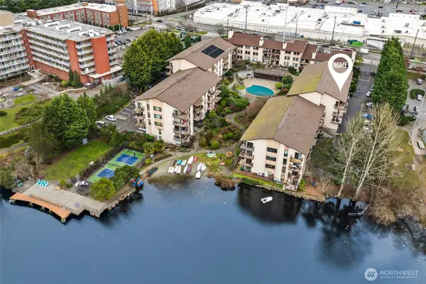 13201 Linden Avenue N #306A, Seattle, WA 98133