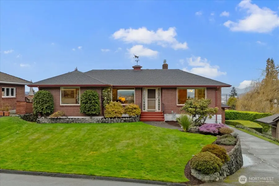 411 Crown Drive, Everett, WA 98203 - #2