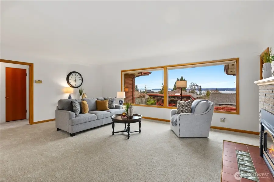 411 Crown Drive, Everett, WA 98203 - #3